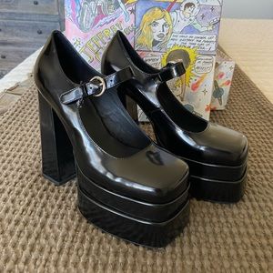 Jeffrey Campbell Chillin’ Platform Mary-Jane Pumps Sz 7